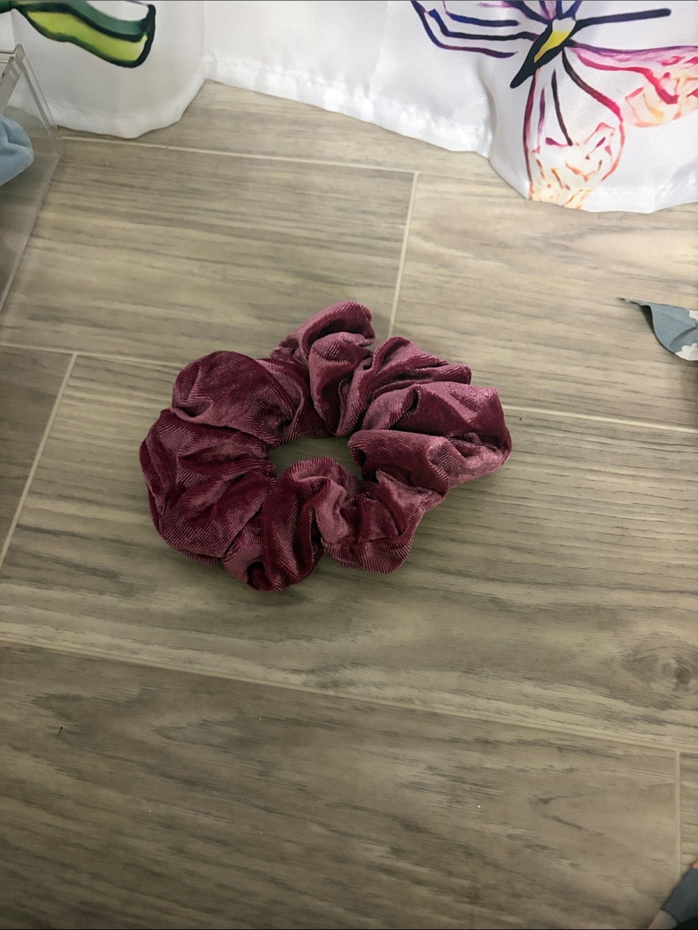 Velvet Scrunchie Hair Tie - Burgundy